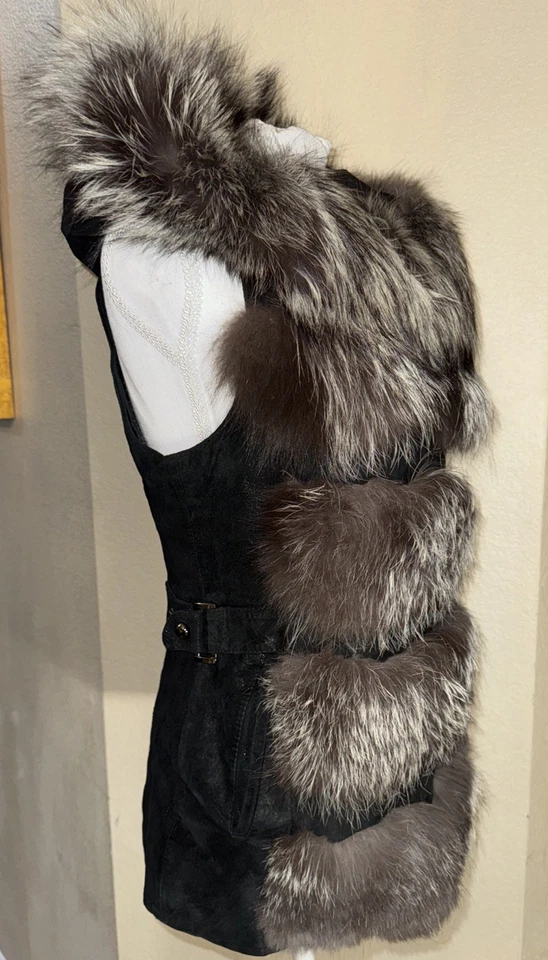 Chaleco de cuero de piel de zorro plateado real con capucha, dos bolsillos, cremallera, ajustable Foto 2 de 4