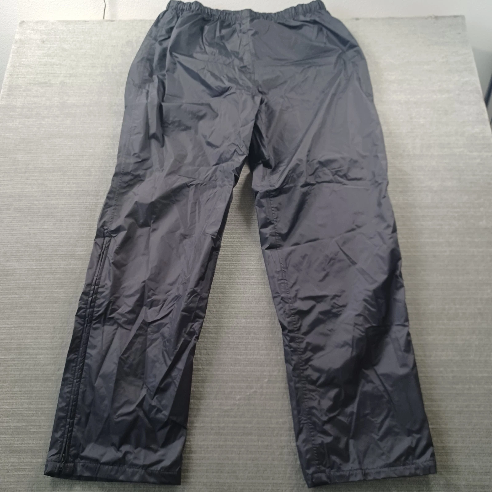 Vintage REI Gore-Tex Pants Mens 2XL Black Waterproof Rain Outdoors Wide Leg 1997
Opens in a new wind