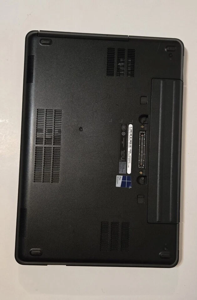 Dell Latitude E5440 14" Intel Core i3-4030U 1.9 GHz 8GB RAM 128GB SSD WIN 11 Foto 4 de 4