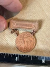 Daughters of Union Veterans Civil War Military medal vintage   (A2026A)