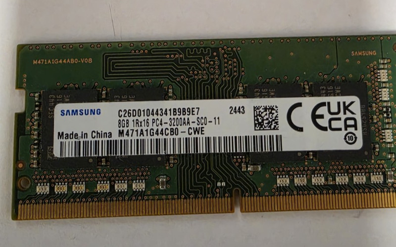Samsung 8GB 1Rx16 PC4-3200AA-SC0-11 M471A1G44AB0-CWE Laptop Memory