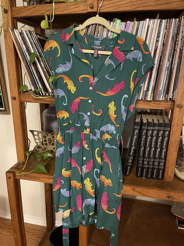 Nuevo con etiquetas ModCloth Read It And Steep Chameleon Print Mameluco Talla XL Foto 2 de 4