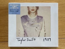 Brand New Taylor Swift 1989 CD With Photos From Taylor Polaroids