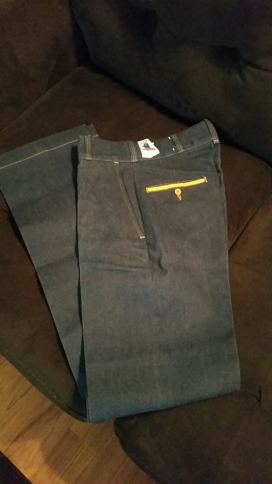 Picture 1 of 5
