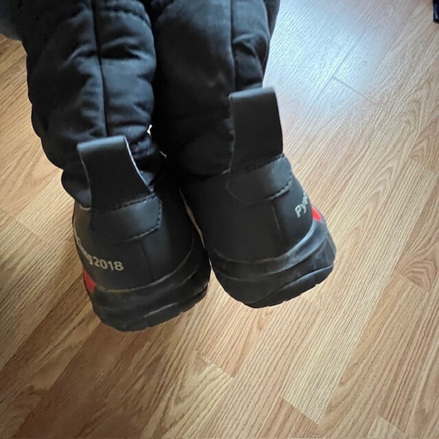 The North Face PyeongChang 2018 Snow Boots Men 9 – Authentic  display picture 1