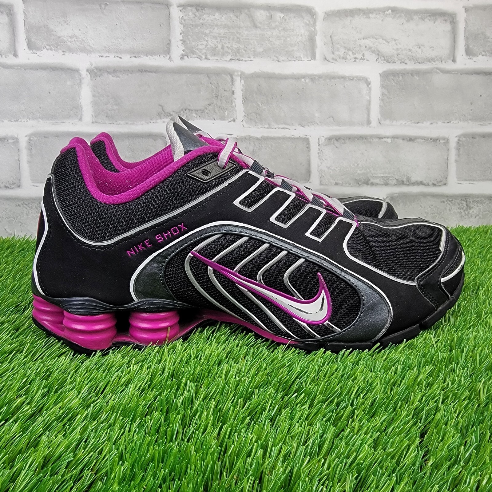 Nike Navina Nike Shox Navina Running Shoes Womens Size Blue Silver 