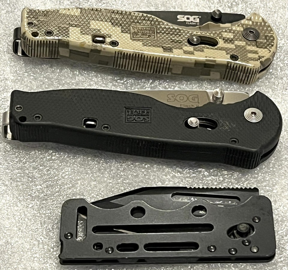 3 SOG Pocket Knives Access Card 2.0 VG10 Seki Japan And 2 Flash ll