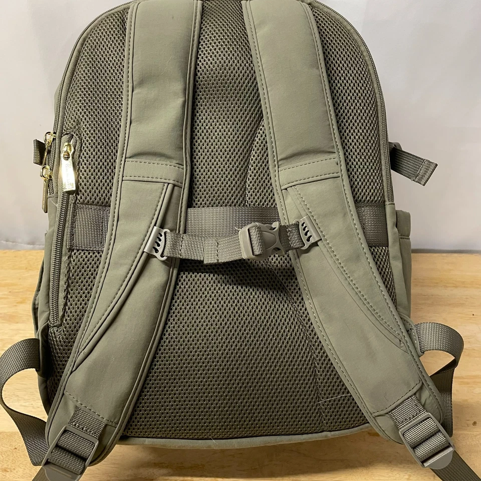 Рюкзак Isaac Mizrahi Tik Tok Viral Sensation легкий оливковый многофункциональный - Изображение 2 из 4