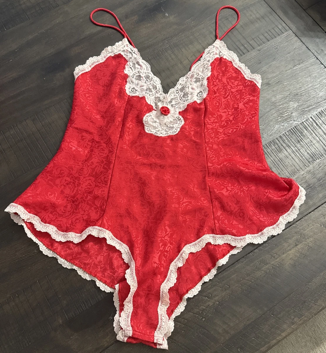 Preços baixos em Dior Lingerie e pijamas para mulheres | eBay
