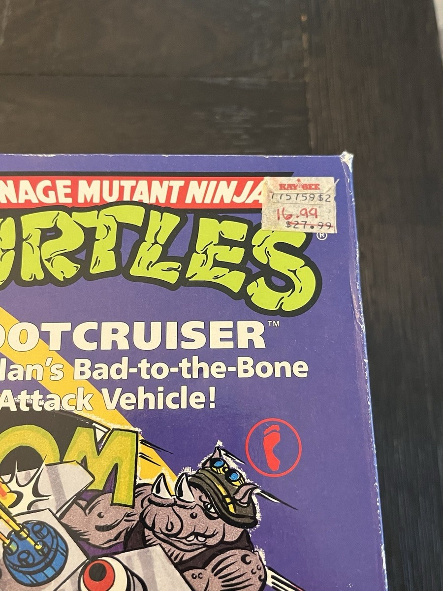 PlayMates Teenage Mutant Ninja Turtles FootCruiser Foot Clan's Bad