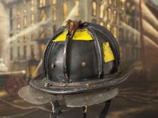 Vintage Leather Fire Helmet Front Cairns New Yorker N5A Impact Liner Large