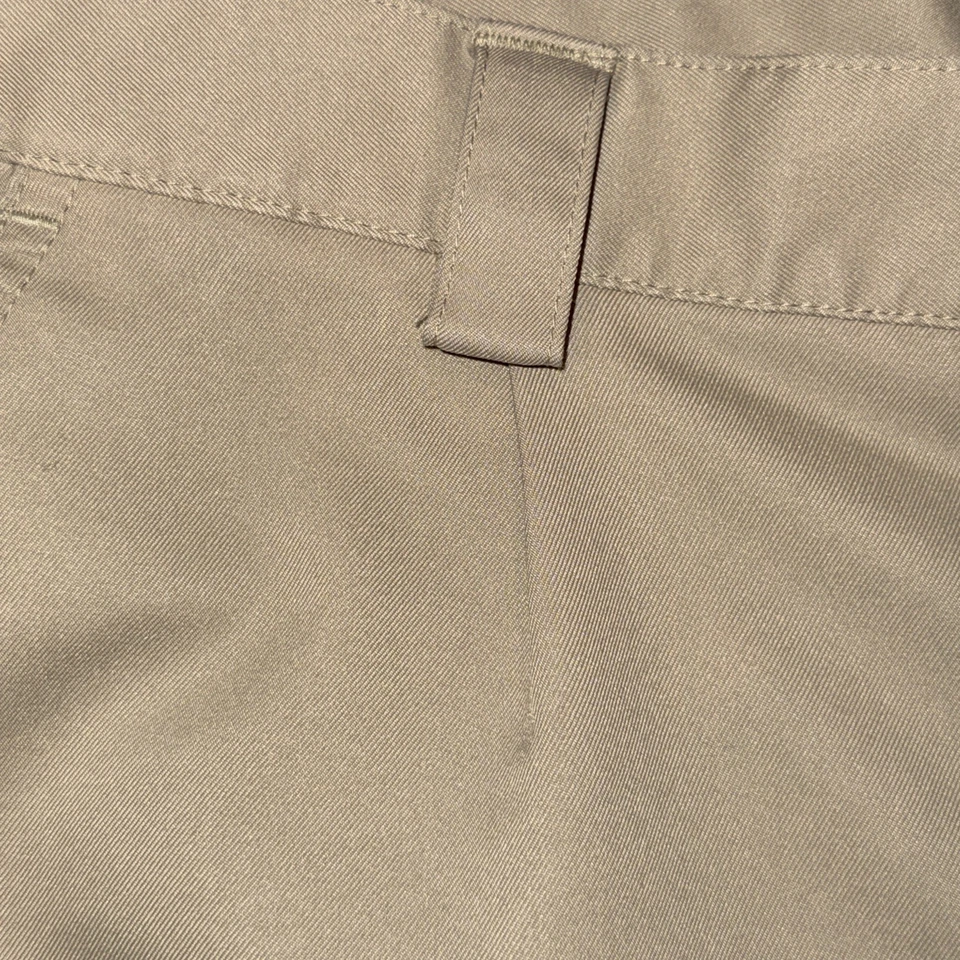 Pantalones Cortos de Golf Under Armour Performance Tech 207276 Para Hombre 36R 36 Informales Caqui Tostado Foto 2 de 4