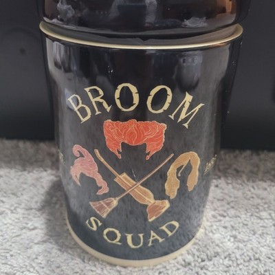 Disney Hocus Pocus  Broom Squad  Canister w/ Cat Lid Halloween Decor