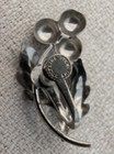 VINTAGE STERLING HOLLY LEAF AND BERRIES SCREW BACK EARRINGS — photo 3