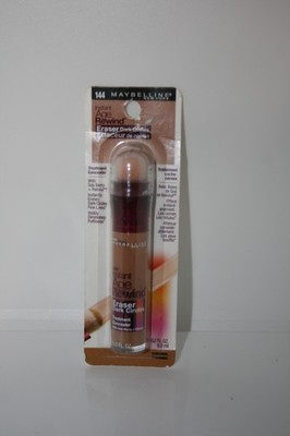 Maybelline Instant Age Rewind Eraser Multi-Use Concealer, #144 CARAMEL