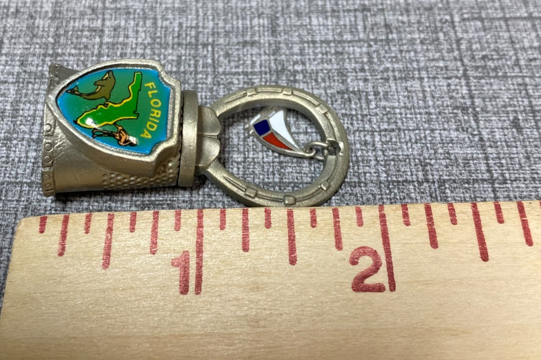 Vintage Lot of 34 Travel State City Landmarks Souvenir Metal Pewter Thimbles