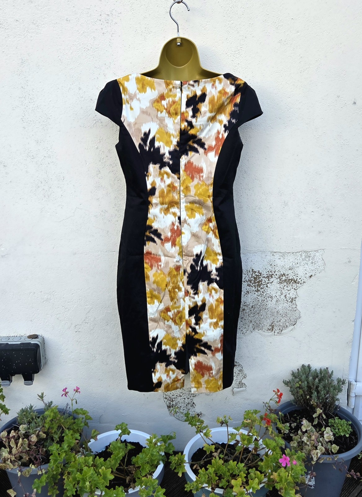 Stunning Marks & Spencer Woman Size 10 Black Orange Panel Sheath Lined Dress