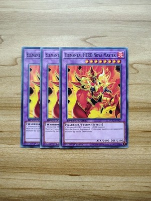Yu-Gi-Oh! - Elemental HERO Nova Master 3X - Complete Playset - SGX2-ENA25