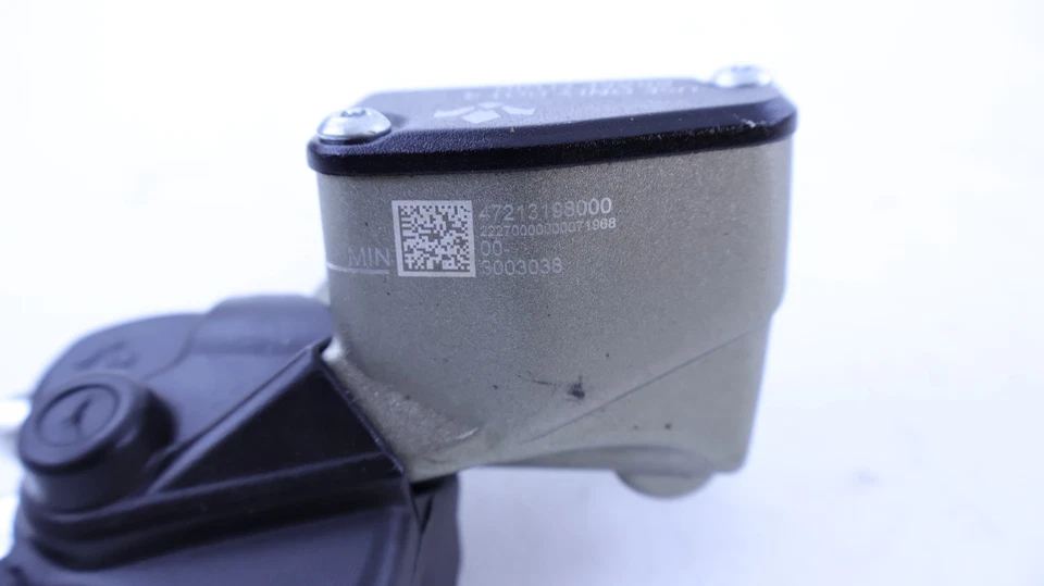 KTM 85 SX 2023 freno delantero cilindro maestro percha palanca depósito OEM Stock Foto 4 de 4