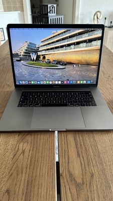Apple MacBook Pro 15'' 2016 i7 2.9GHz 16GB RAM 500GB SSD mit Touchbar