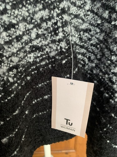 Cape One Size Black/White/Grey by TU NWT - Picture 3 of 6