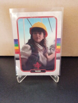 2023 Zerocool Topps Stranger Things Season 4 Trading Cards Nr. 28 Suzie Bingham