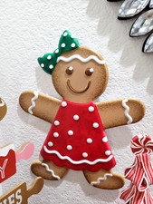 Christmas Gingerbread Girl Ornament Wreath Tabletop Metal Wall Sign Decor 13"x10