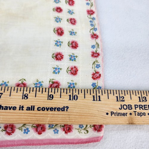 Vintage Handkerchief In 8x4 Paper Envelope 11.5"sq Red Roses Flawed 5 NP 91 A - Picture 15 of 15