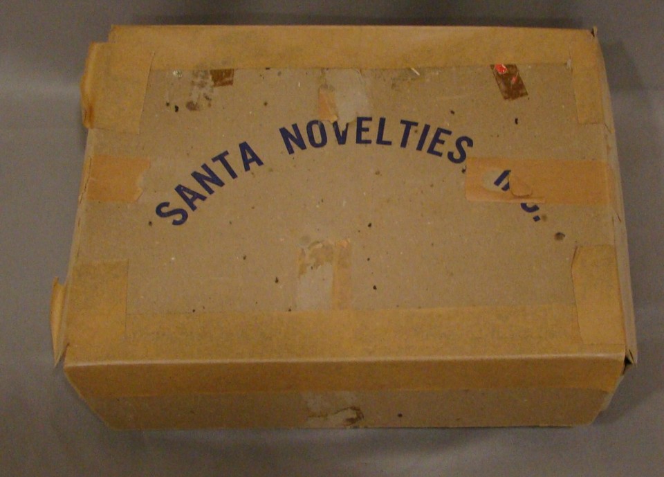 12 VINTAGE STENCIL ROUND GLASS CHRISTMAS TREE ORNAMENTS U.S.A & U.S. OF