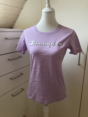 Original CHAMPION T-Shirt mit 3 D Logo Lila wie neu Gr. M 38/40