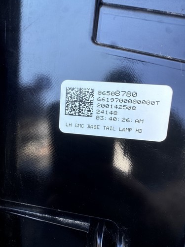 2020 2023 GMC Sierra 2500 3500 Driver Halogen Tail Light GREAT✨OEM - Picture 2 of 3