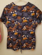DISNEY Scrubs Top Sz L Vampire MICKEY MOUSE Pockets Nurse Gray VET Dental Assist