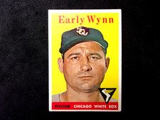 1958 TOPPS #100 EARLY WYNN..NO CREASES..NICE VINTAGE CARD..WHITE SOX..HOFAMER