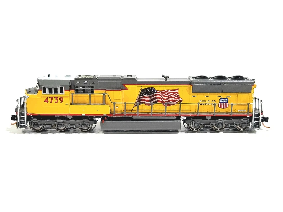 Overland OMI UP EMD SD70M Union Pacific Flared Radiators #4739 N Brass #2942.1 - Image 3 of 4