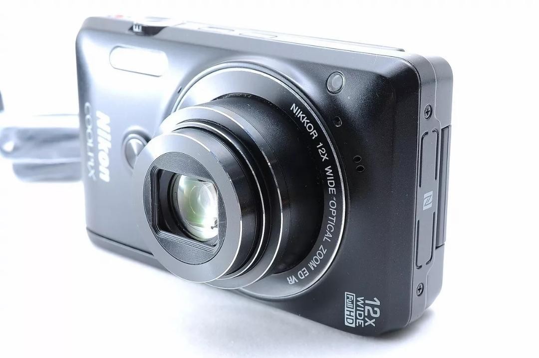 Nikon COOLPIX S6900 Rich Black 16MP S6900BK Digital Camera Nikon COOLPIX S6900 Rich Black 16MP S6900BK Digital Camera