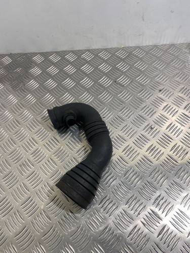 Audi A6 S6 C5 4B 1998 Diesel 81kW Ansaugrohr Ansaugschlauch Turbolader APL21007