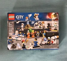 LEGO 60230 City - People Pack - Space Research and Development (2019) - Retired