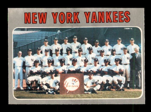 1970 O-Pee-Chee #399 Yankees Team   NM/NM+ X2904491 - Picture 1 of 2