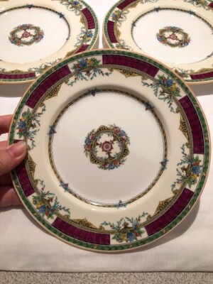 Mintons Set of 5 Plates {2 Dinner, 2 Salad, and 1 Dessert / Bread} H3811 HTF