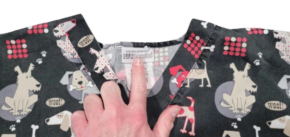 UA Lindos Perros Negro/Rojo Tamaño Bolsillos Grandes! Foto 3 de 3