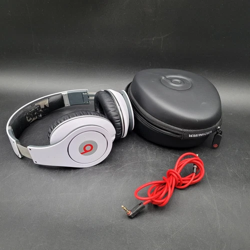 Monster Beats by Dr. Dre Solo HD Wired On-Ear Headphones White Works Parts Only