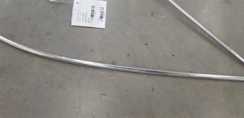 81 MERCEDES BENZ 300D WINDSHIELD CHROME TRIM SURROUND SET - Image 4 of 4