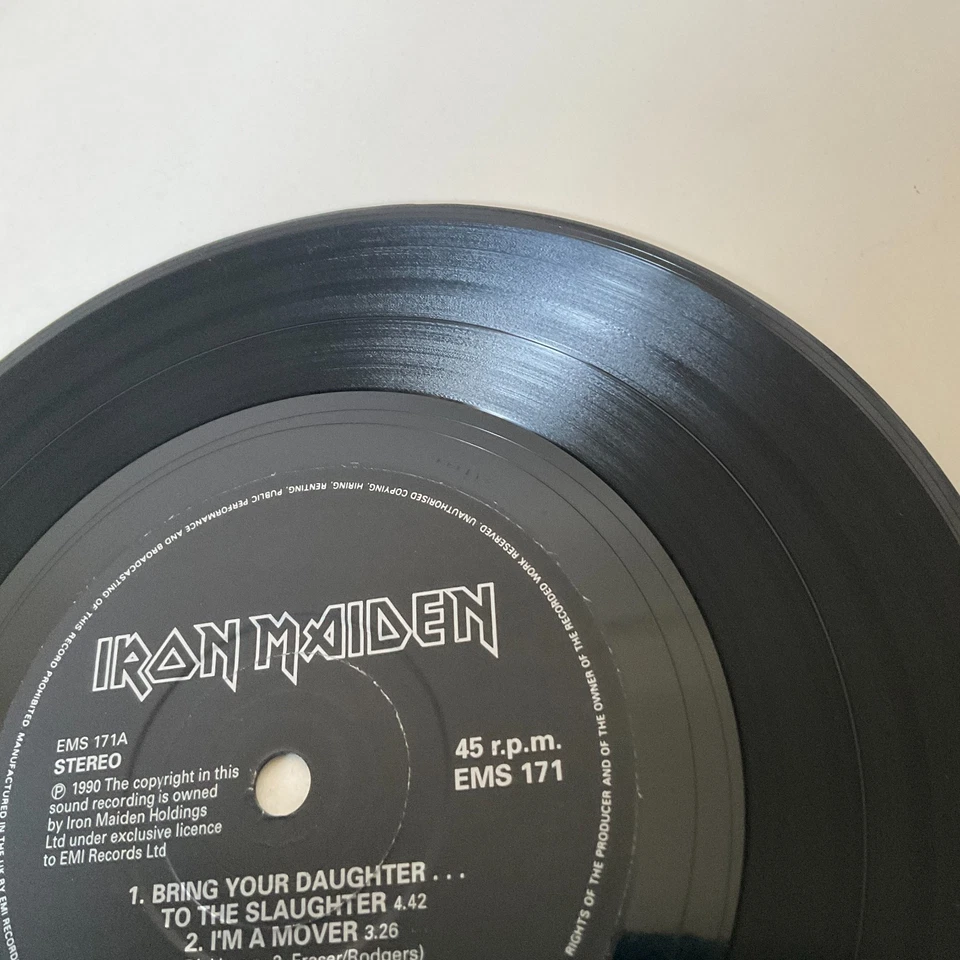 Iron Maiden - Bring Your Daughter - 7" Etched Autograph Disc NM/EX UK EMS171 Foto 3 de 4