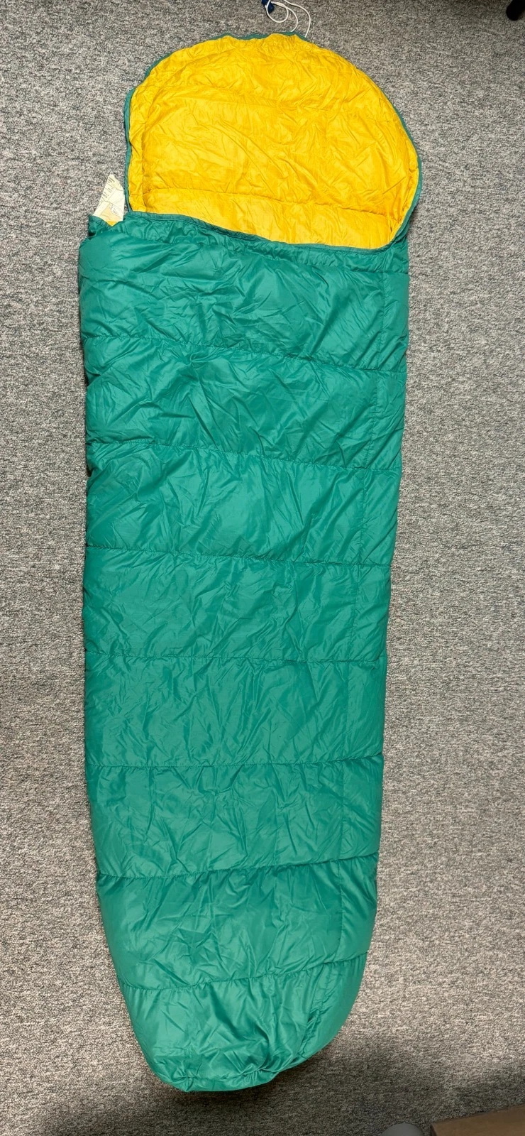 VINTAGE 70S 80S WOODS BAGS & CANVAS GREEN & YELLOW GOOSE DOWN ADULT SLEEPING BAG