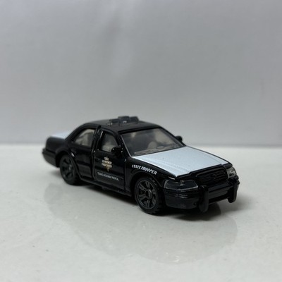 2006 06 Ford Crown Victoria Highway Police Collectible 1/64 Scale Diecast Model