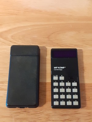 Vintage Sinclair Cambridge Taschenrechner mit Original Hartschalenetui schwarz