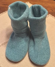 Smartwool Fleece Slipper Women’s Large (9-10 on tag)  Retail $80