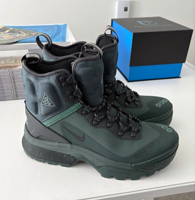 Nike ACG Gore-Tex Trail Frame Hiking Boots Green/Black US 8.5 Medium