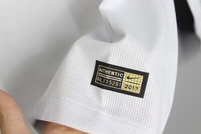 990983_6