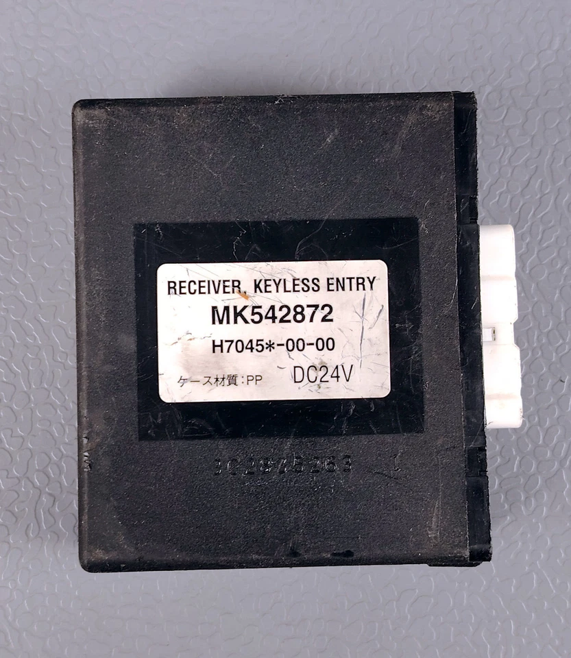 Mitsubishi Fuso FU54VZ Keyless Entry Empfängermodul MK542872 - Bild 4 von 4